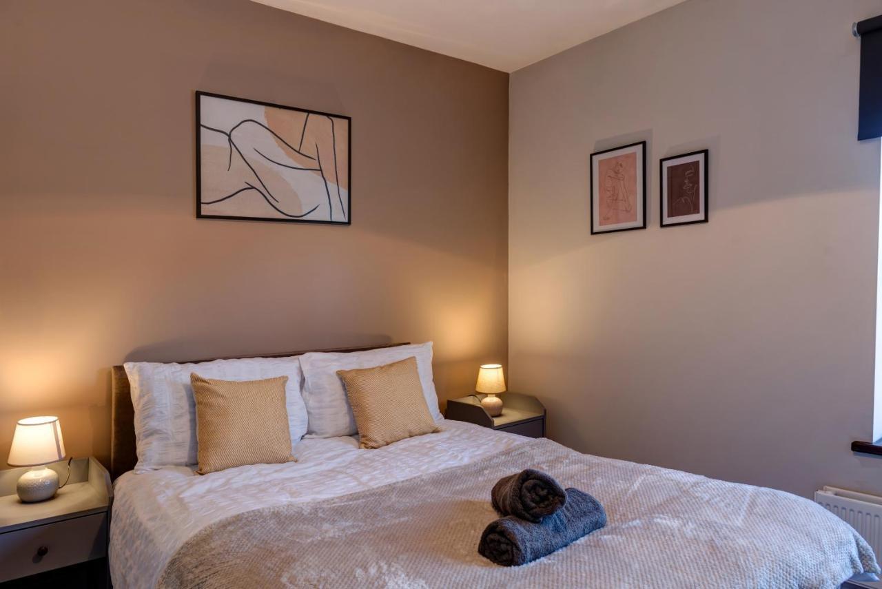 Cosy 2 Bed Home Chesterfield Extérieur photo