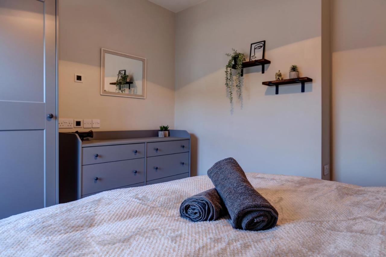 Cosy 2 Bed Home Chesterfield Extérieur photo